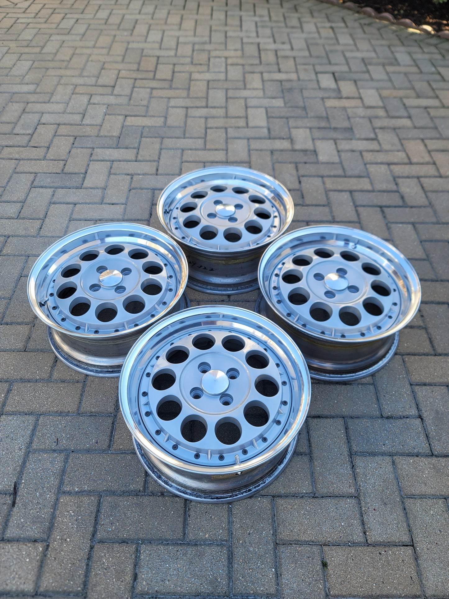 16" Autostrada MK8 4x100