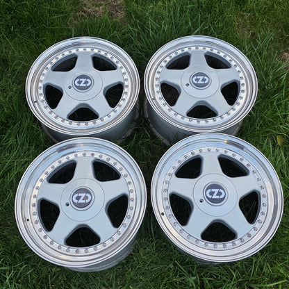 OZ RACING Futura 17" 5x114.3 Wheels